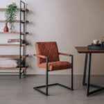 Tower Living Eetkamerstoel 'Lomba' - Houston 215 Cognac Sfeerfoto (2)