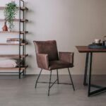 Tower Living Eetkamerstoel Trofa Met Armleuningen - Stof Amazon 8 Brown Sfeerfoto (2)
